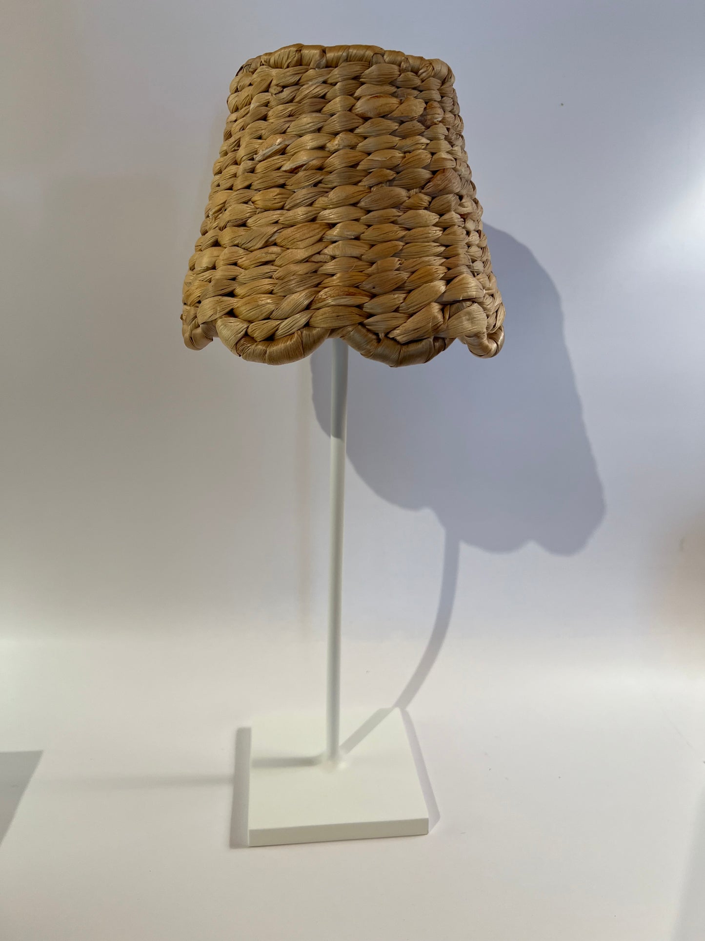 Zafferano Scalloped Water Hyacinth Woven Lampshade.