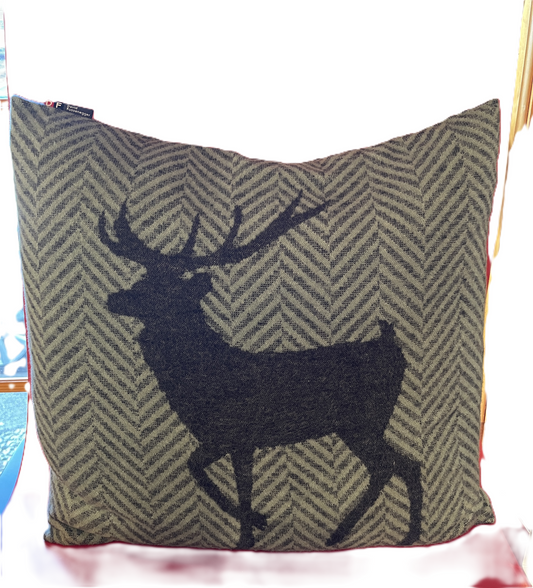 Reindeer Pillow 2